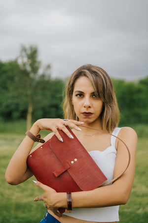Voguish - Veg Tan Leather Handbag for Ladies
